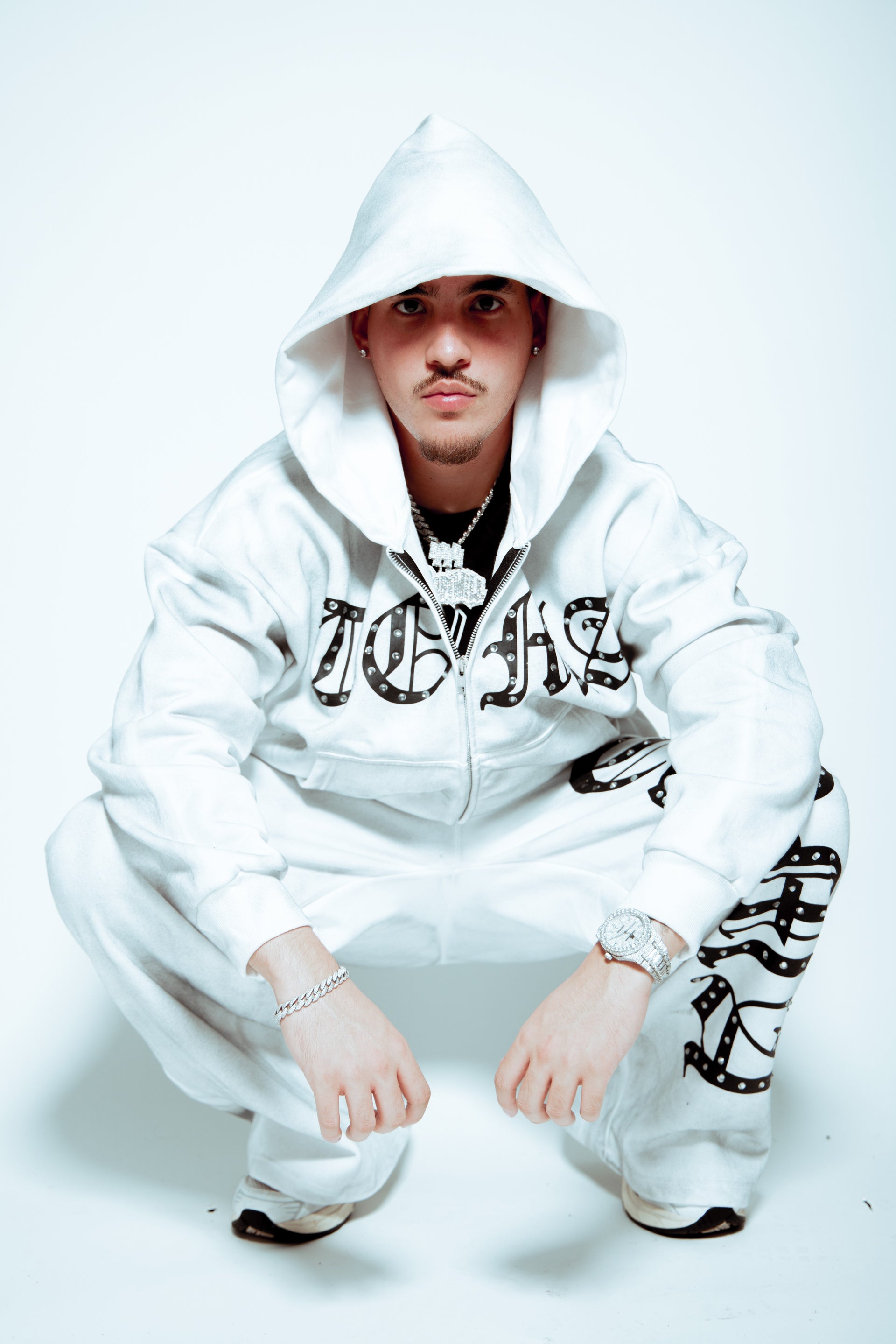 Toma Buss Down (Hoodie White)